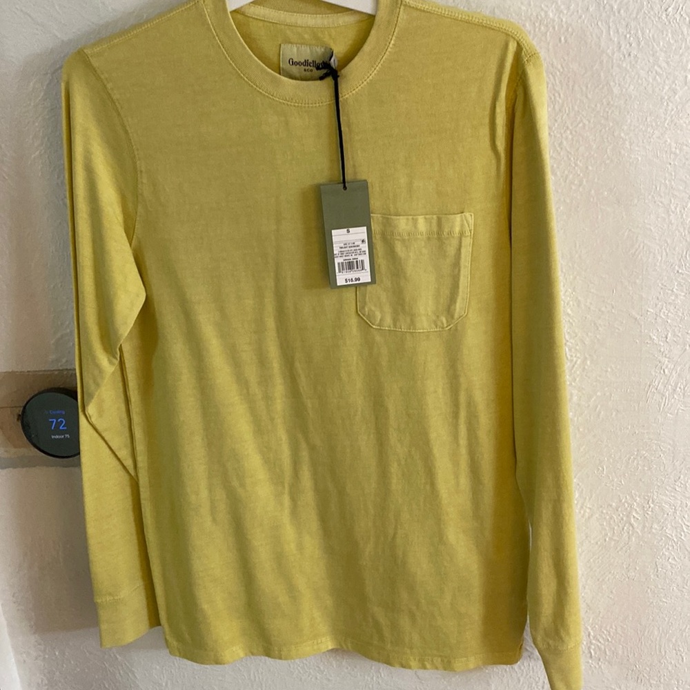 Yellow mens simple t shirt